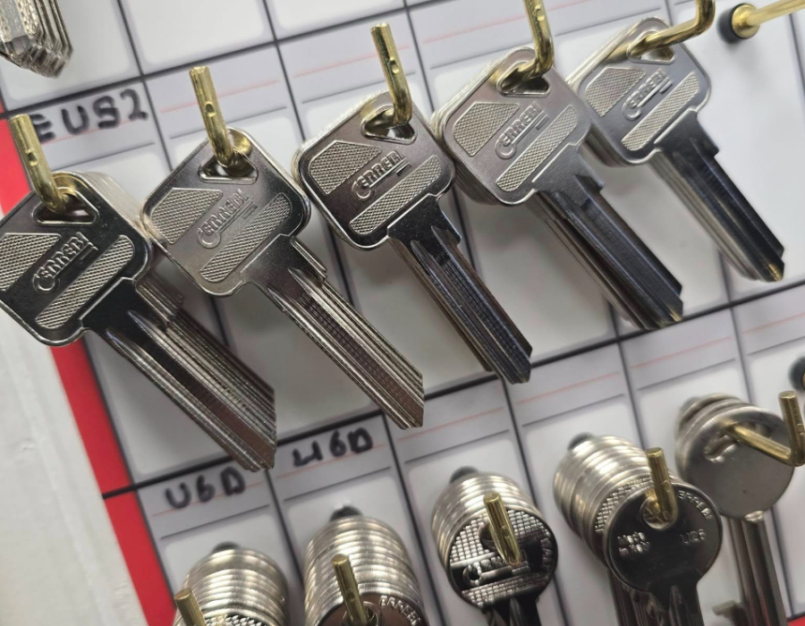 key cutting service kempston